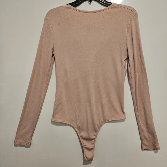 Poof New York bodysuit beige twist knot front long sleeve ribbed snaps Large - Picture 15 of 15